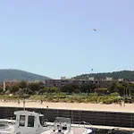 A Avec Acces Plage, Terrasse Et Parking - Fr-1-251-875 * بورم لي ميموزا