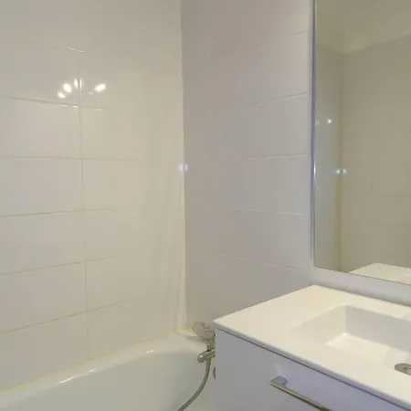A Avec Acces Plage, Terrasse Et Parking - Fr-1-251-875 Daire *