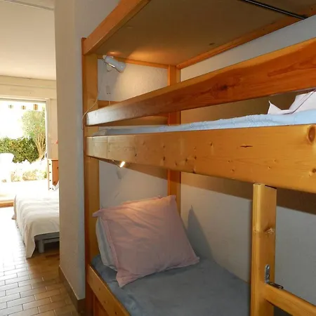 Appartement à Bormes-les-mimosas Avec Accès Plage, Terrasse Et Parking - Fr-1-251-875 La Favière