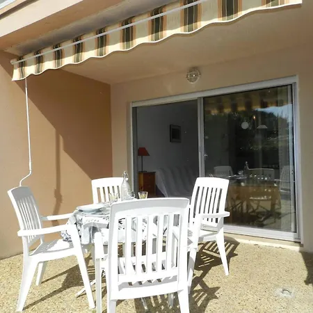 A Avec Acces Plage, Terrasse Et Parking - Fr-1-251-875 Apartment