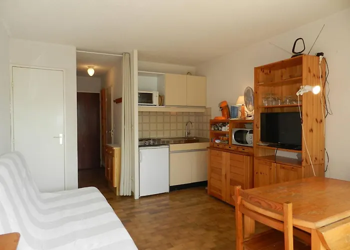 A Avec Acces Plage, Terrasse Et Parking - Fr-1-251-875 *