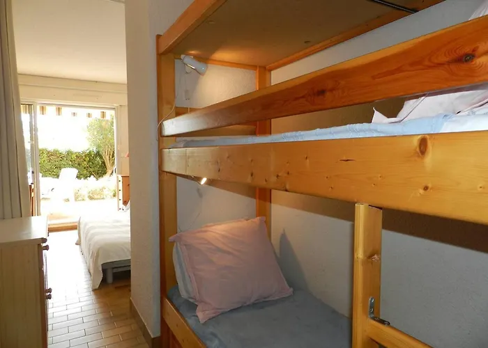 Apartment A Avec Acces Plage, Terrasse Et Parking - Fr-1-251-875 Bormes-les-Mimosas