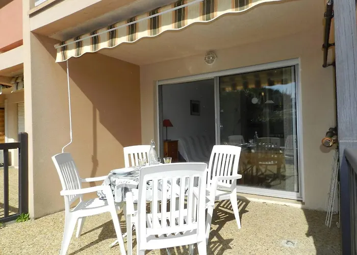 A Avec Acces Plage, Terrasse Et Parking - Fr-1-251-875 Apartment